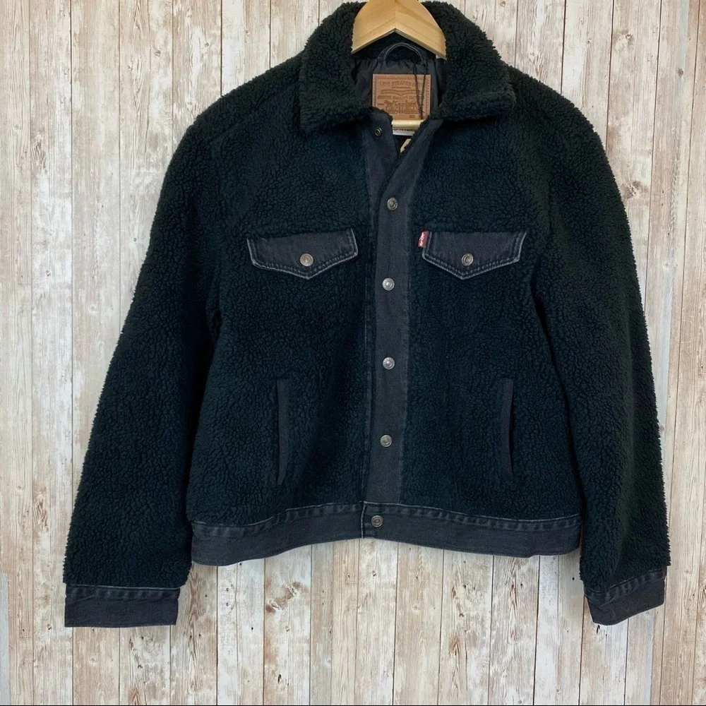 Levi’s‎ Premium Denim Ex-Boyfriend Trucker Sherpa Jacket Size Small Women